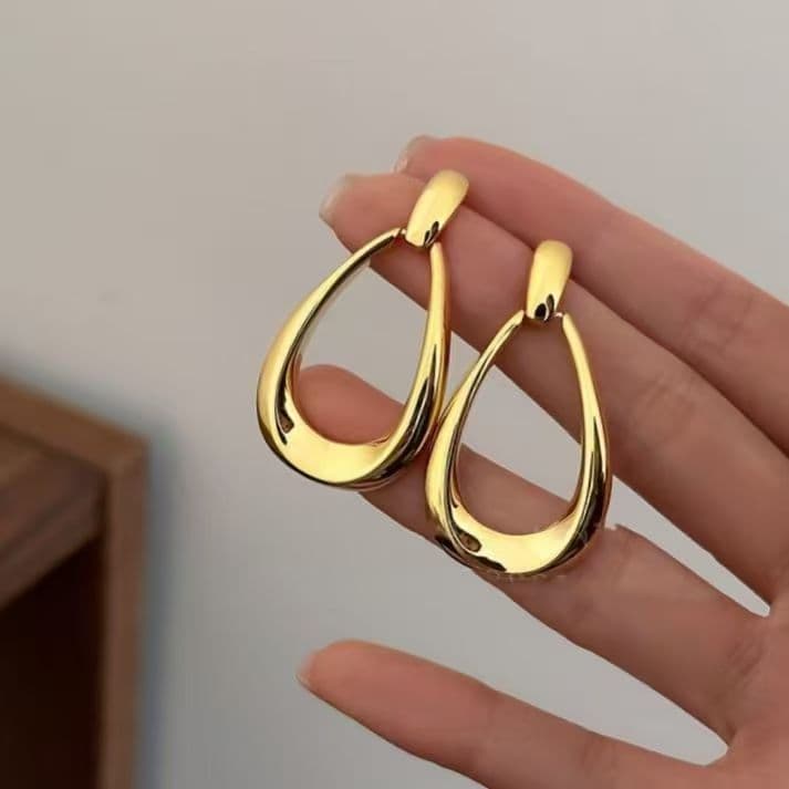 Korean Hollow Water Drop Earrings, Sparkling Rhinestone Metal Dangles For Commute 4