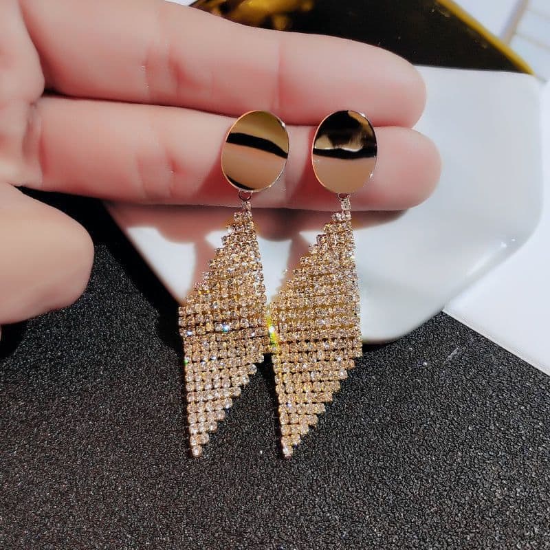 2024 Trendy Exaggerated Earrings Fully Paved With Rhinestones. Luxurious Rhombus Design, Distinctive And Versatile, Perfect For Banquets And Formal Occasions. 2