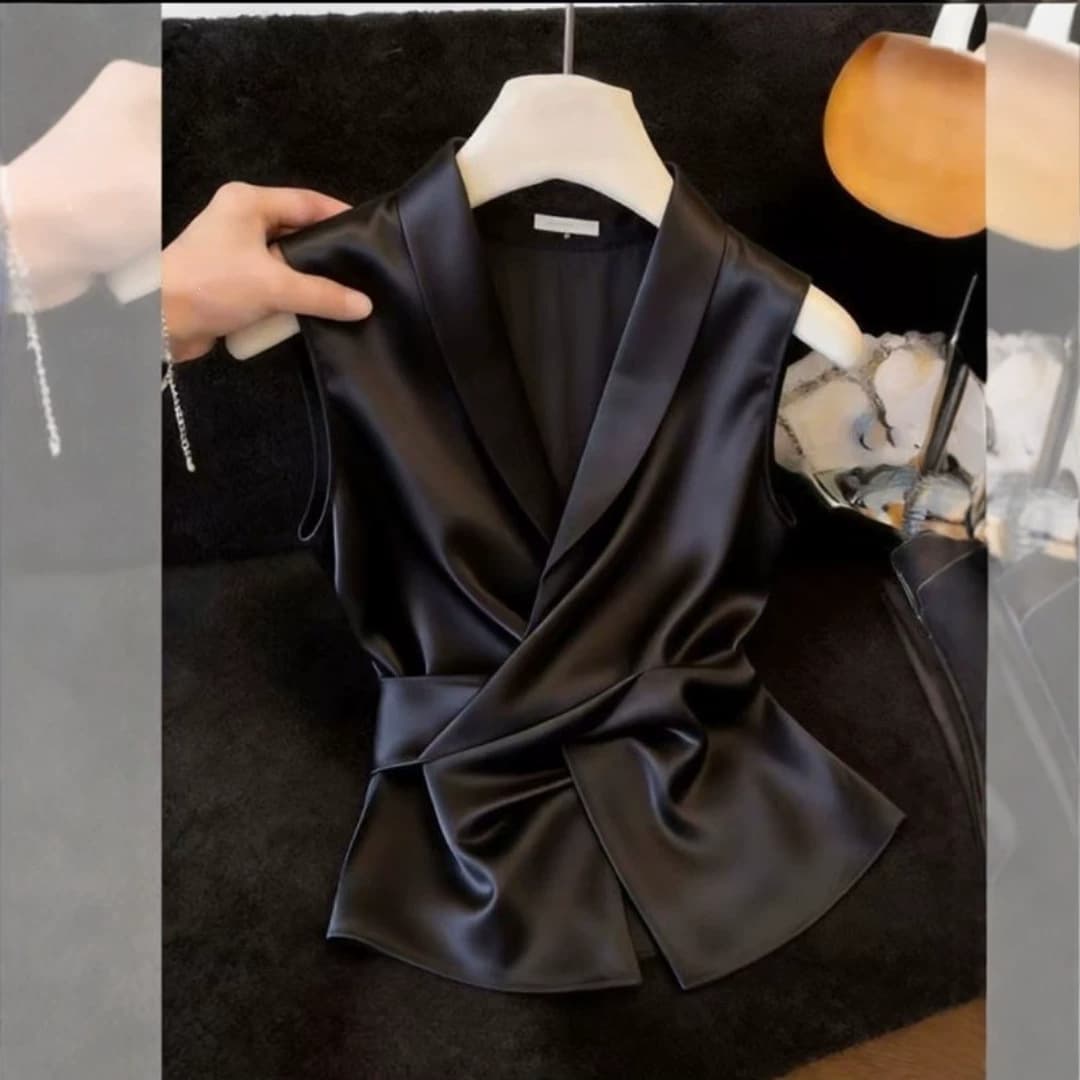 Exquisitely Beautiful French-style Satinwaisted Waistcoat For Women 5