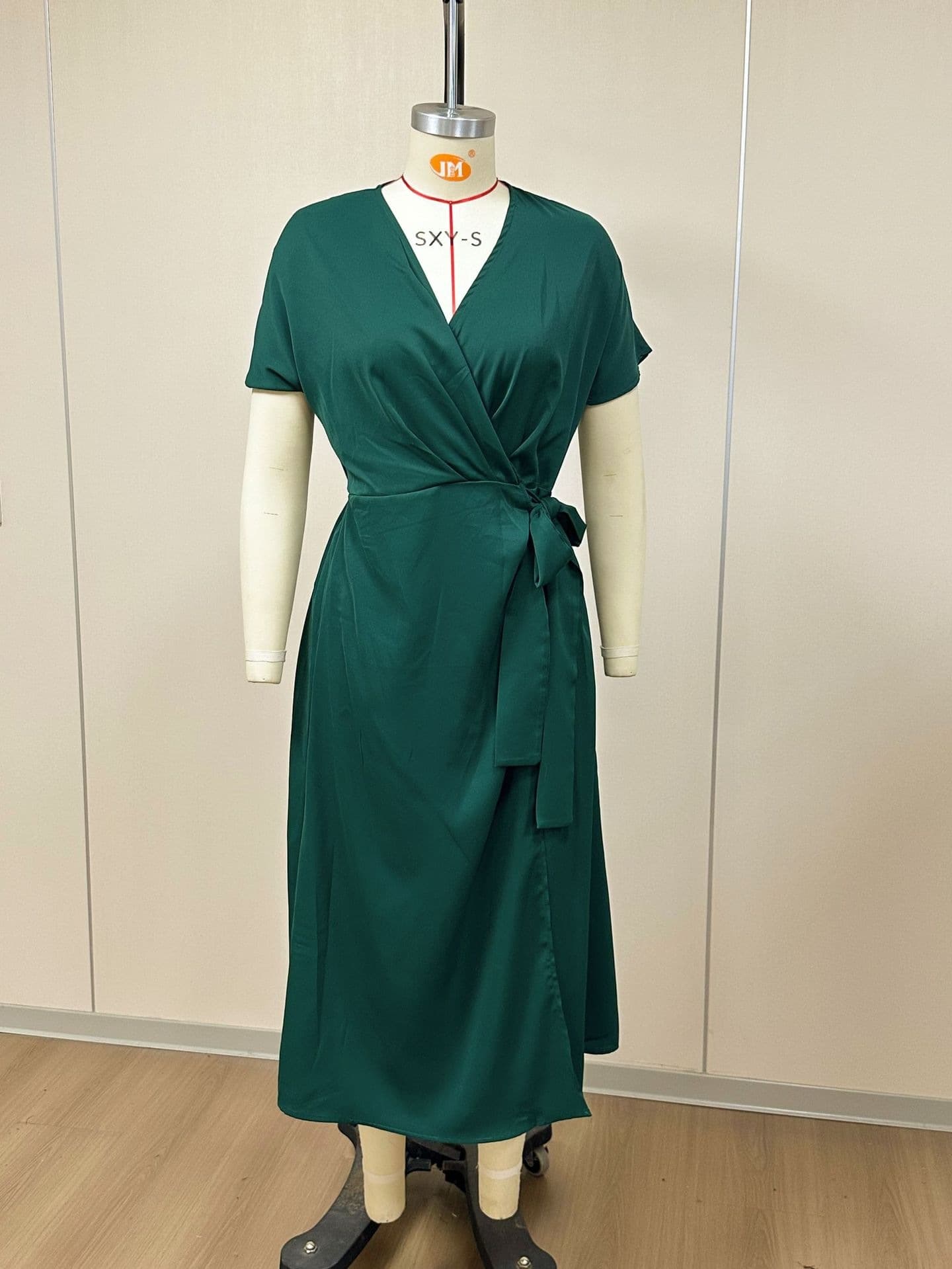 Womens Solid-Color Wrap Dress With Lace-Up Belt 4