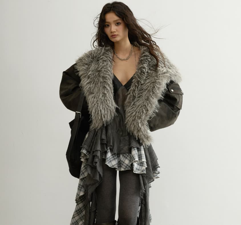High-waisted Aviator-style Short Jacket With A Hood And Fur Collar