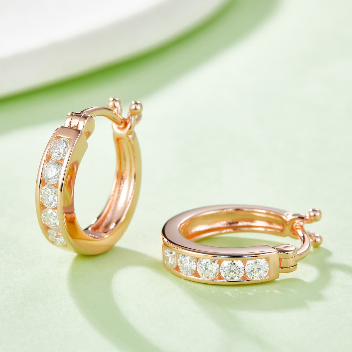 3.3g S925 Sterling Silver 10-Stone Moissanite Hoop Earrings 15.5mm Channel Set Huggie Hoops With GRA, Platinum Plated Jewelry Gift Box Set For Women 8
