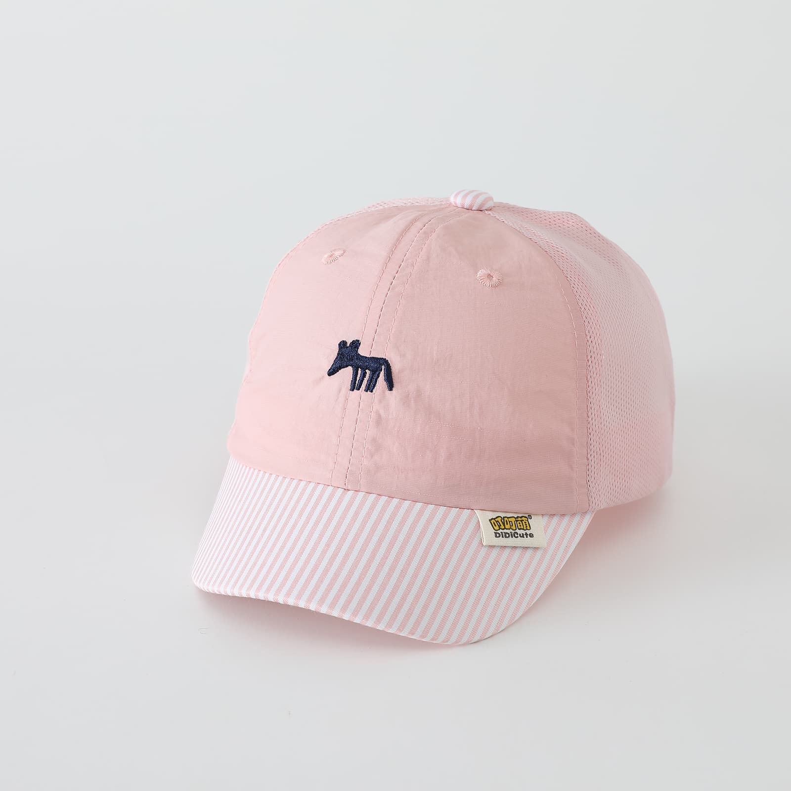 The New Men's And Women's Embroidered Fox-patterned Pointed-mouth Baseball Cap With A Stylish And Simple Design Featuring A Velcro Fastening Is Suitable For Daily Outdoor Use. 3