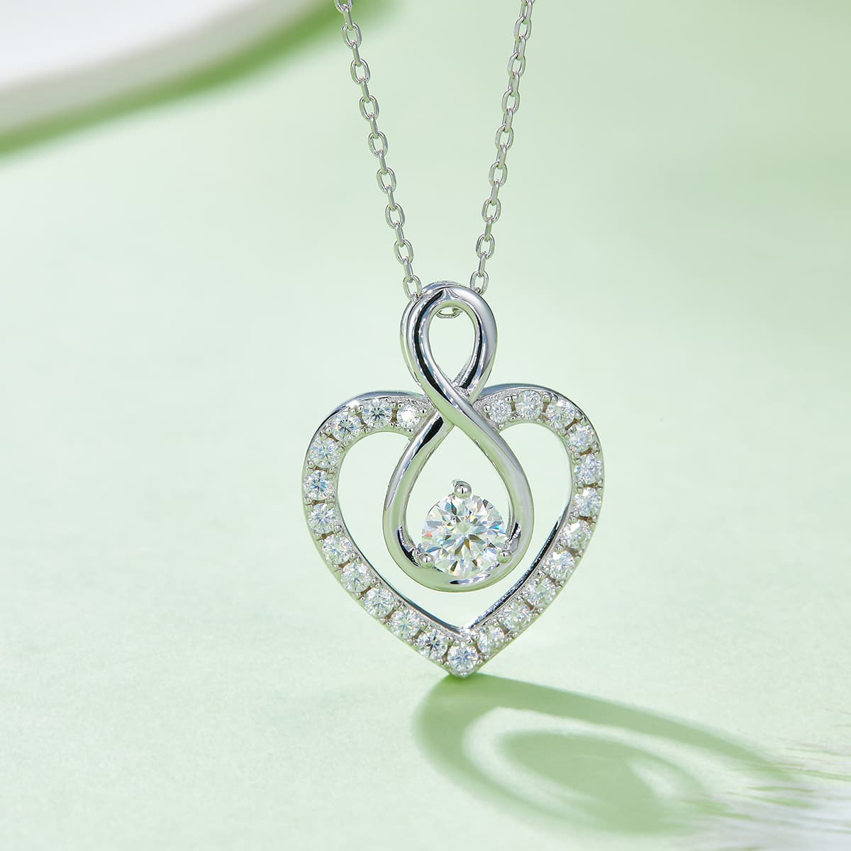 4.6g S925 Sterling Silver 1CT Moissanite Infinity Heart Necklace 45cm 23 Stone Pave Pendant With GRA, Platinum Plated Romantic Gift Box Set For Women 5