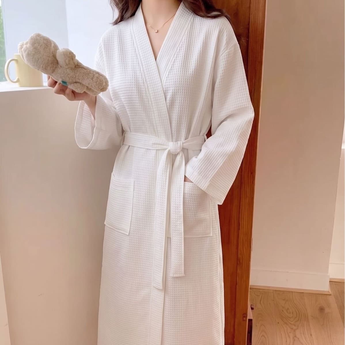 Simple Mid-length Solid-color Bathrobe For Women 5
