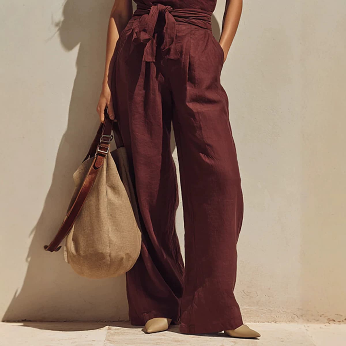 Loose-fitting Sleeveless Strap Jumpsuit 7