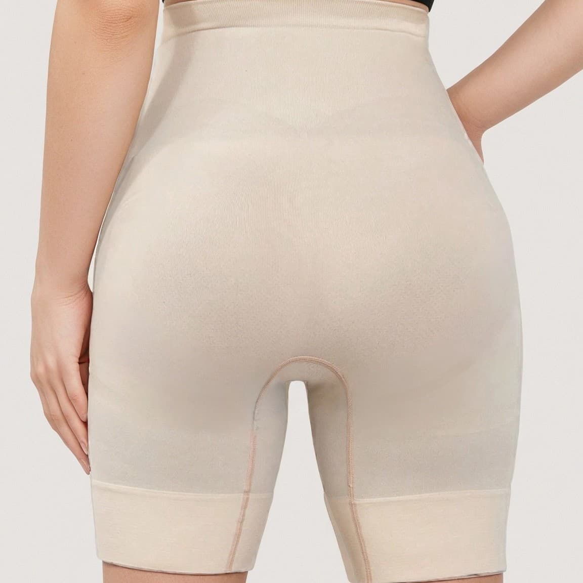 Maternity High-Waisted Seamless Yoga Shorts Plus Size 4