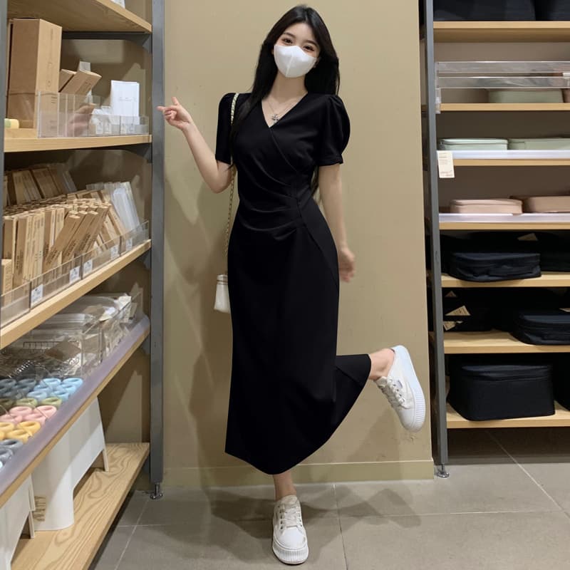 Summer New Arrival Pleated Design Slimming Dress 5