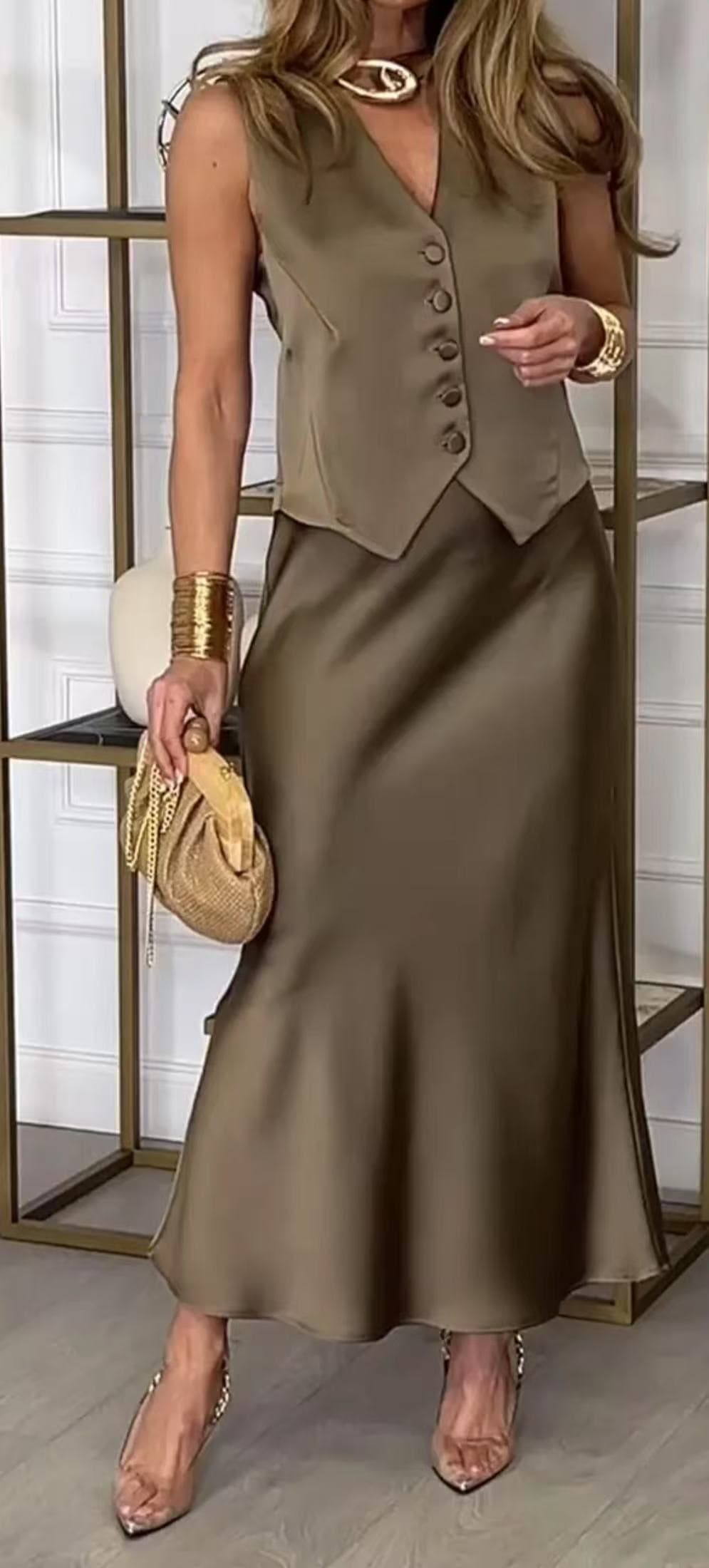 Trendy Sleeveless Top And Skirt Set 4