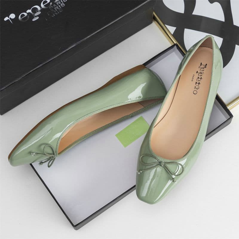 French-style Vintage Square-toe Patent Leather Low-cut Pumps 6