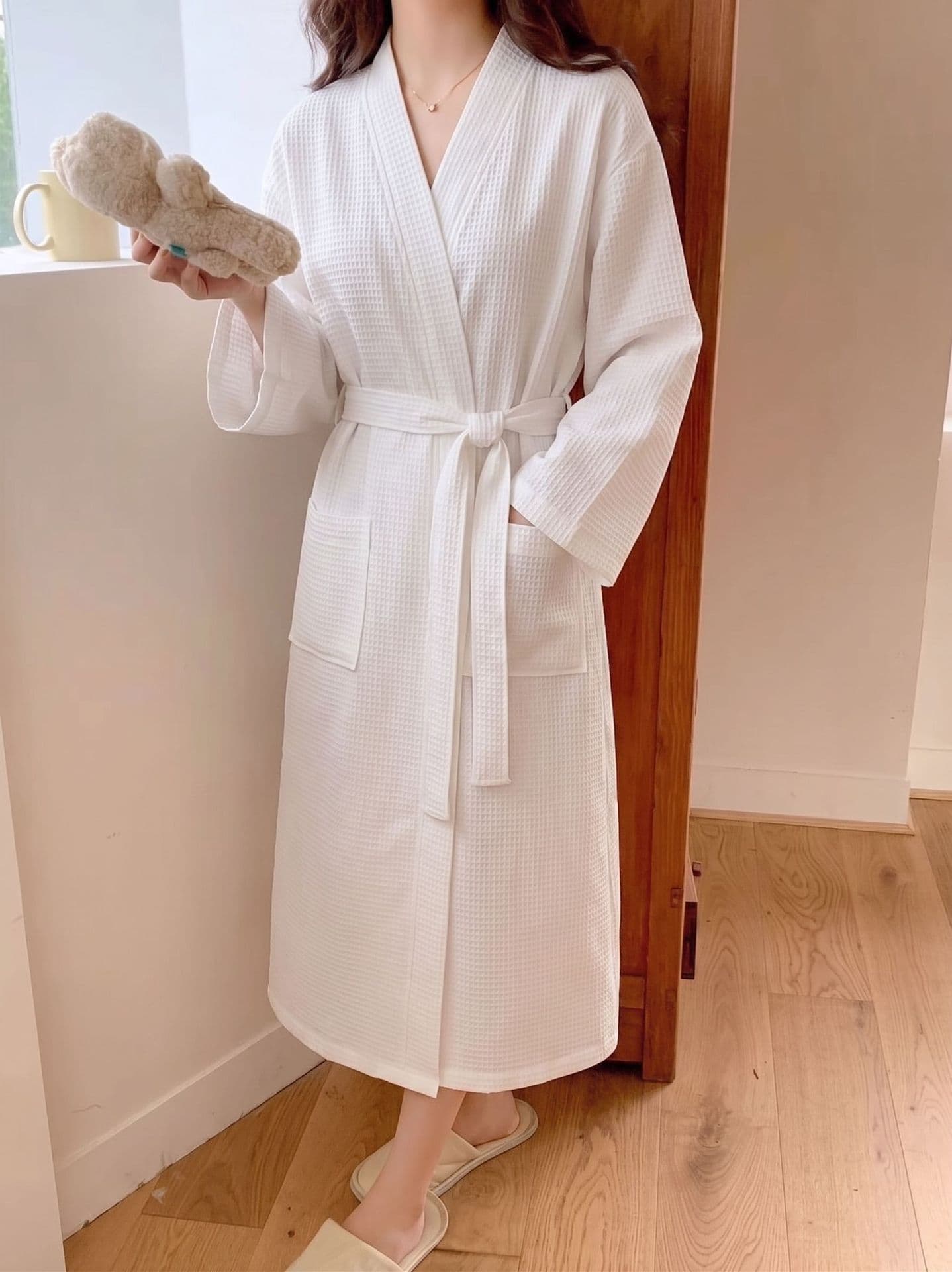 Simple Mid-length Solid-color Bathrobe For Women 3