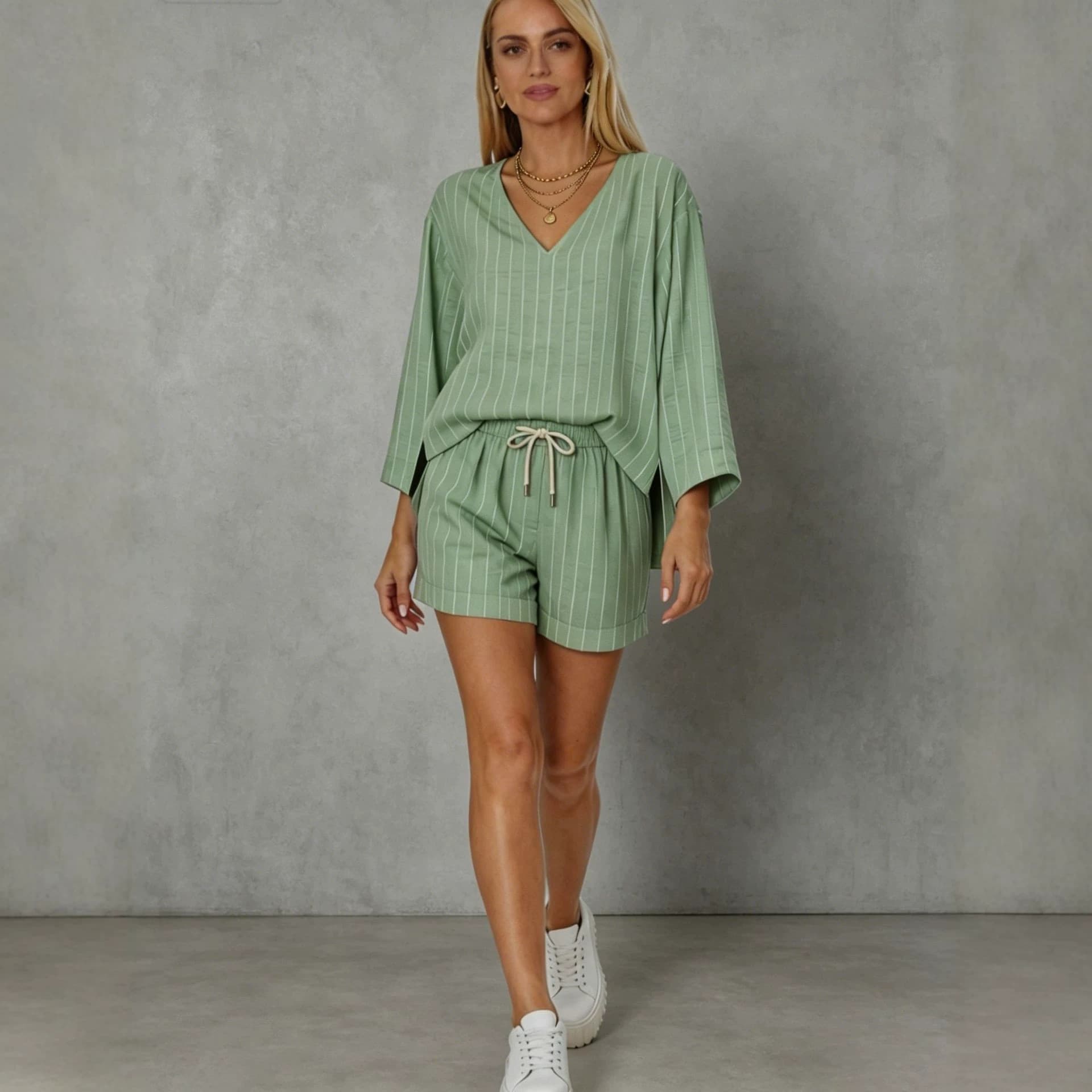 Womens Loose-fit V-neck Long-sleeve Shorts Set 6