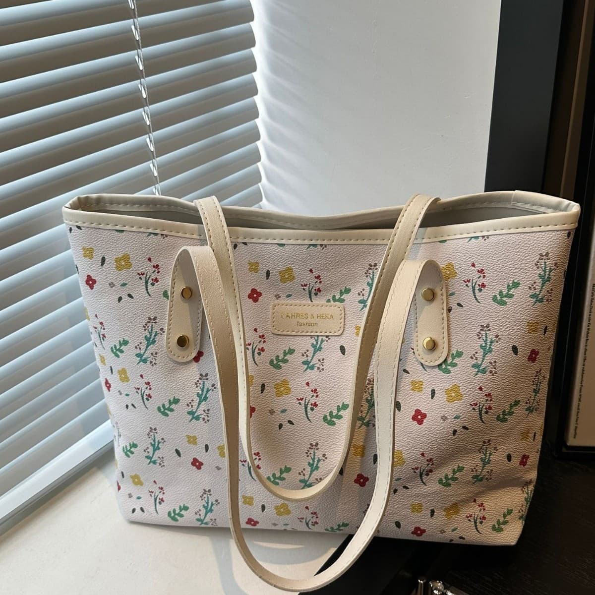 Womens Trendy Versatile And Minimalist Tote Bag 2