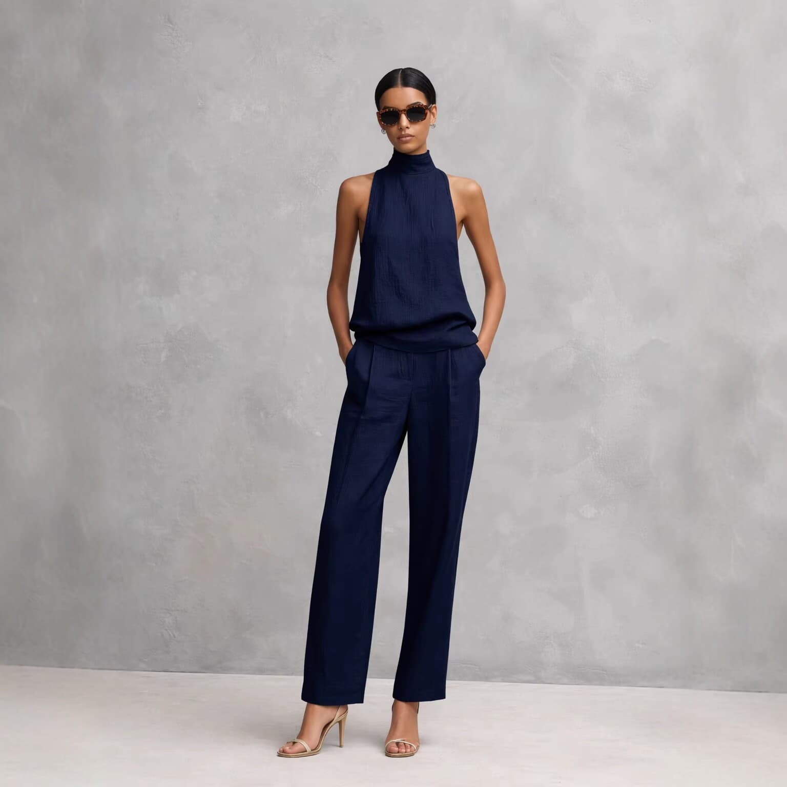 Sleeveless Turtleneck Top And Wide-leg Pants Set 3
