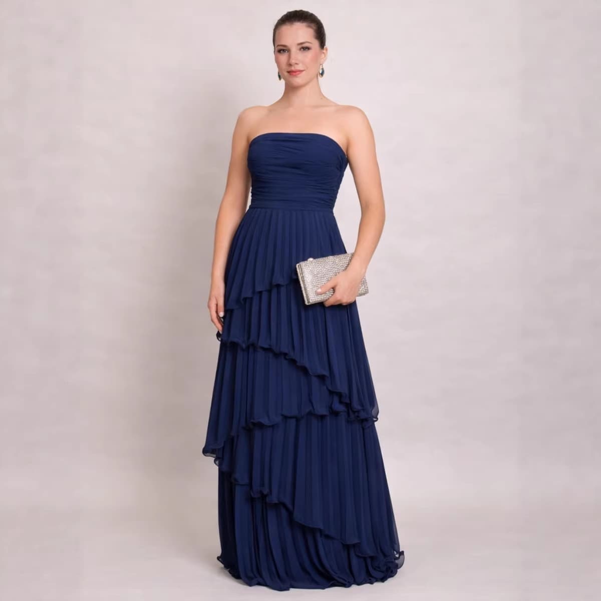 Solid-color Strapless Waist-cinching Tiered Pleated Dress 4
